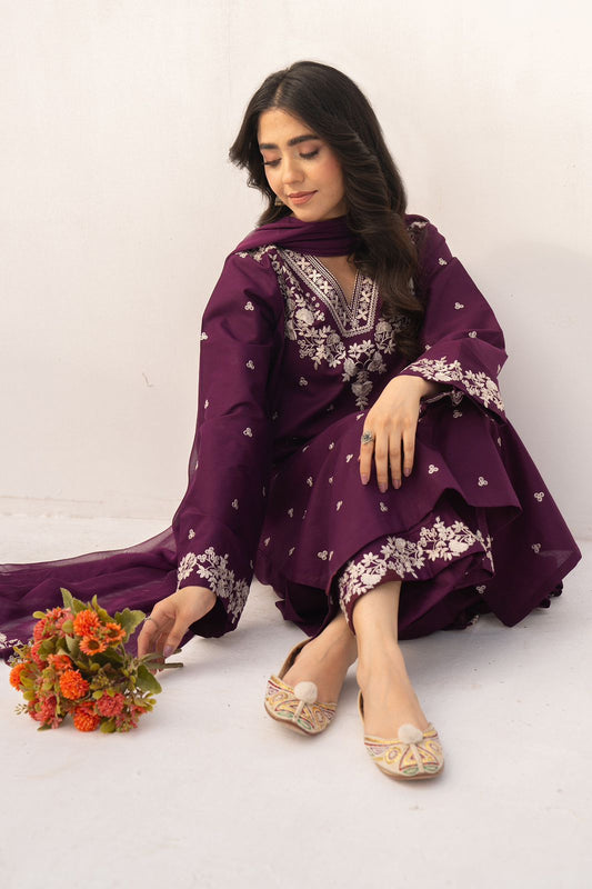 Aneelas Embroidered 3-Piece Women’s Kurta Set with Shawl
