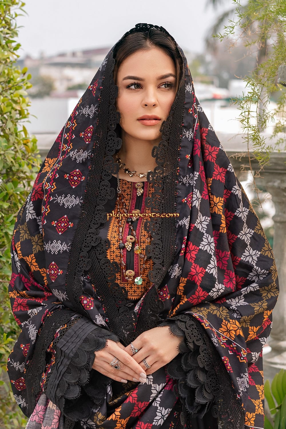 Aneelas Embroidered 3-Piece Women’s Kurta Set with Shawl
