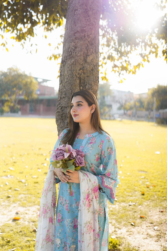 Aneelas Embroidered 3-Piece Women’s Kurta Set with Shawl