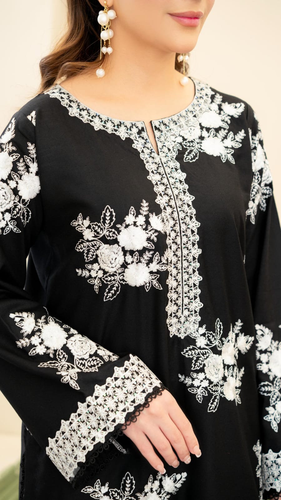 Aneelas Embroidered 3-Piece Women’s Kurta Set with Shawl