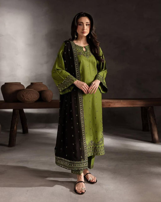 Aneelas Embroidered 3-Piece Women’s Kurta Set with Shawl