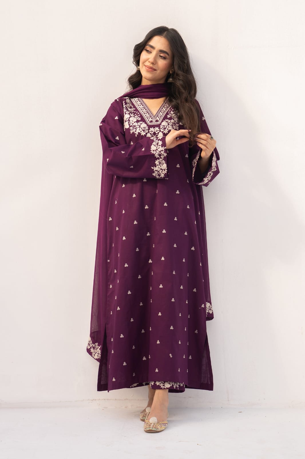 Aneelas Embroidered 3-Piece Women’s Kurta Set with Shawl