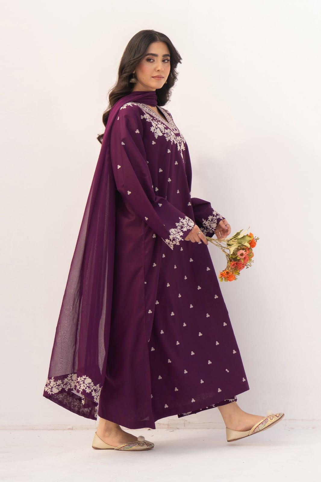 Aneelas Embroidered 3-Piece Women’s Kurta Set with Shawl