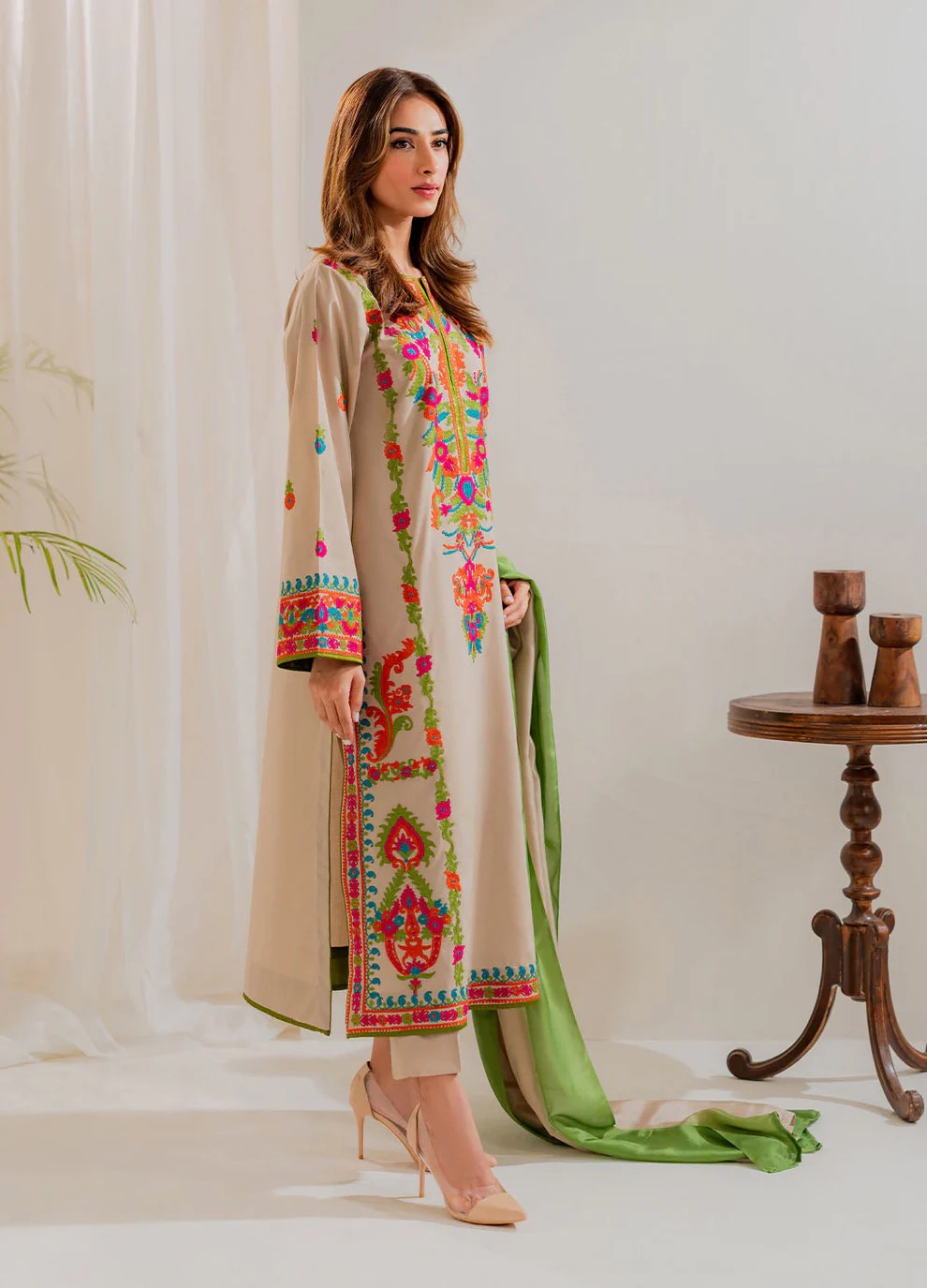 Aneelas Embroidered 3-Piece Women’s Kurta Set with Shawl