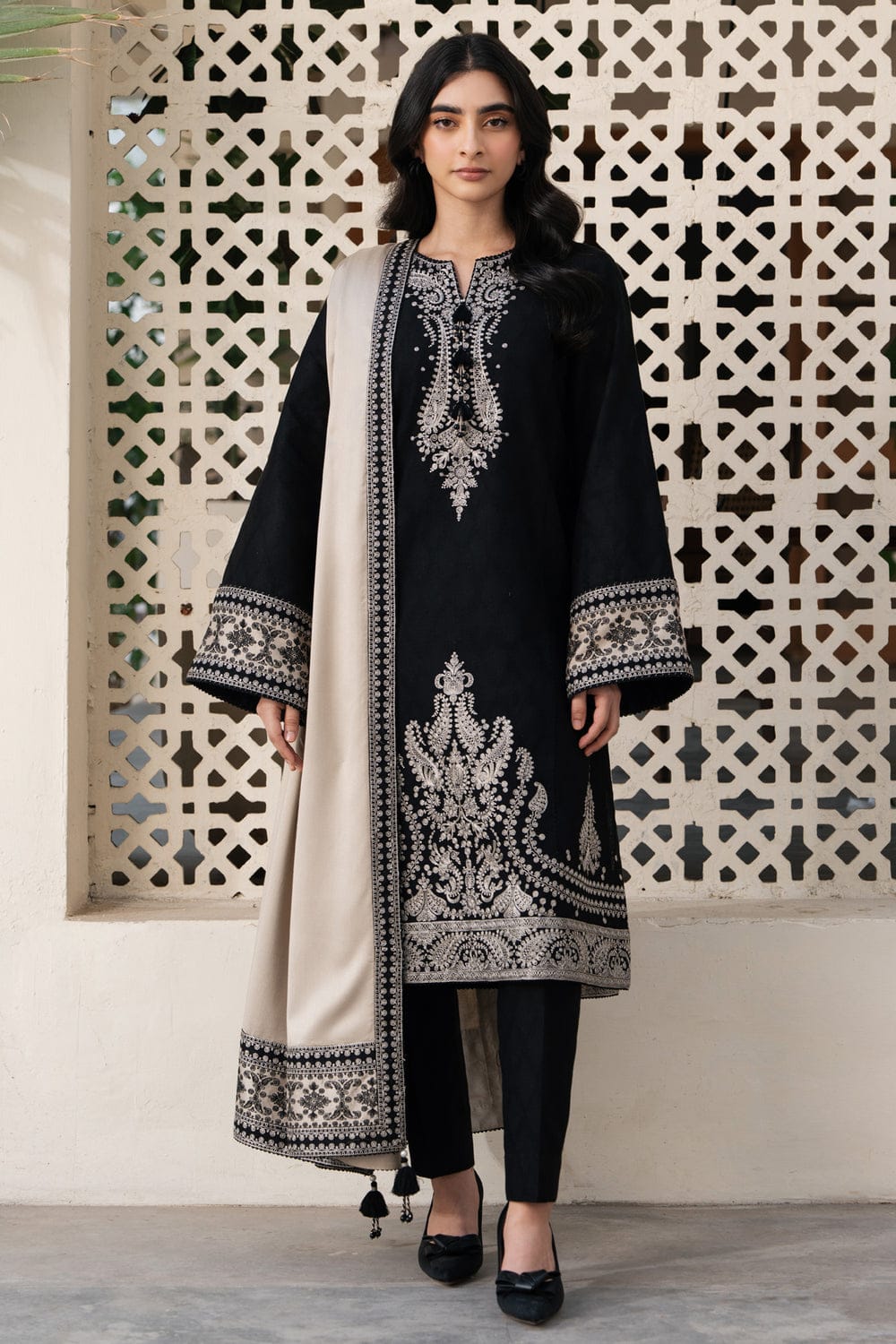 Aneelas Embroidered 3-Piece Women’s Kurta Set with Shawl