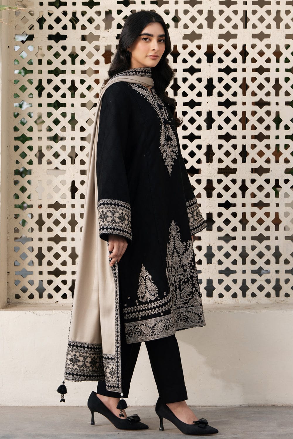 Aneelas Embroidered 3-Piece Women’s Kurta Set with Shawl