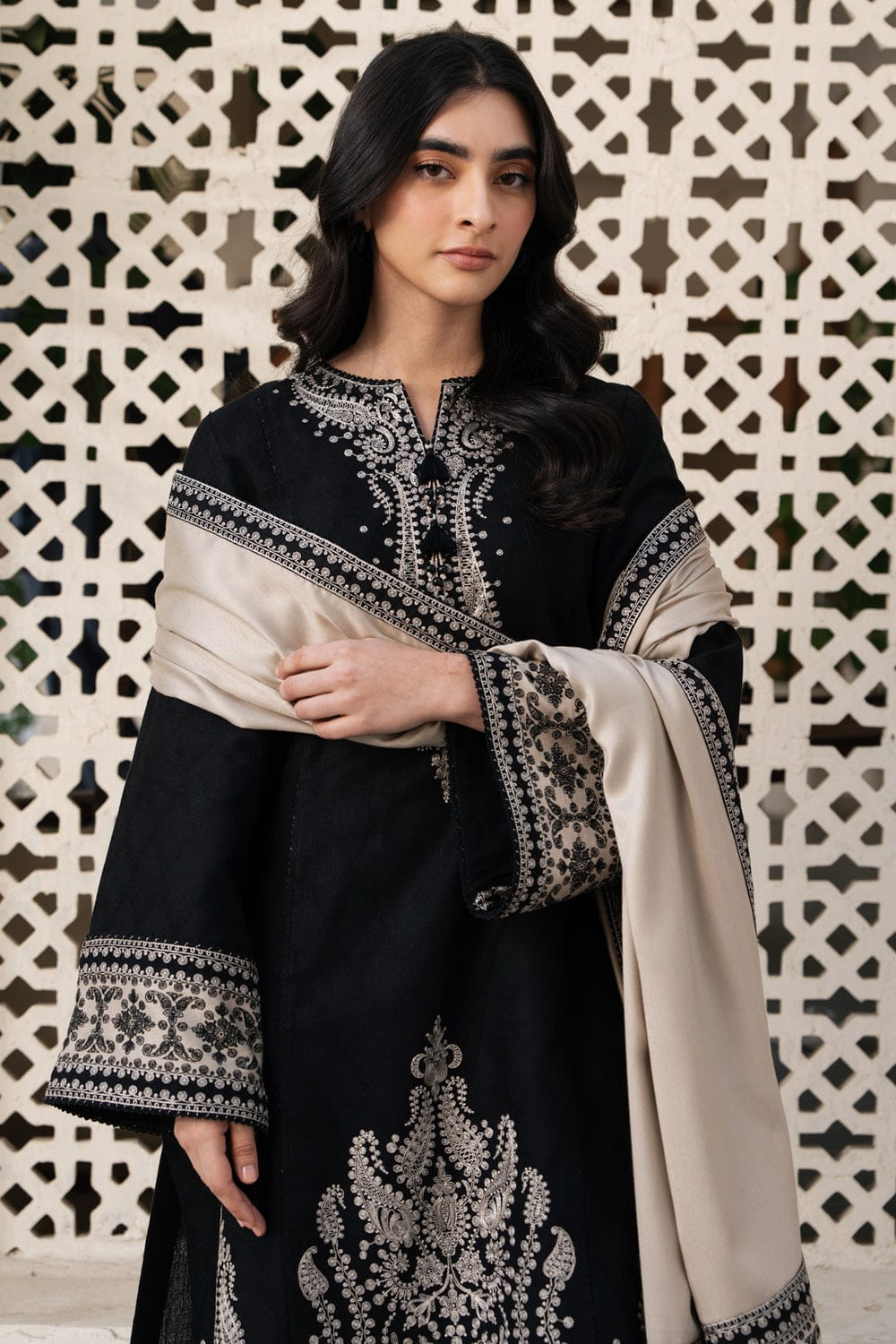 Aneelas Embroidered 3-Piece Women’s Kurta Set with Shawl