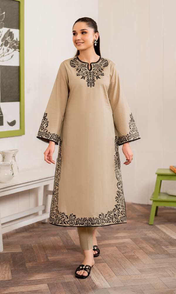 Aneelas Embroidered 3-Piece Women’s Kurta Set with Shawl