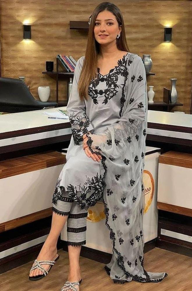 Aneelas Embroidered 3-Piece Women’s Kurta Set with Shawl