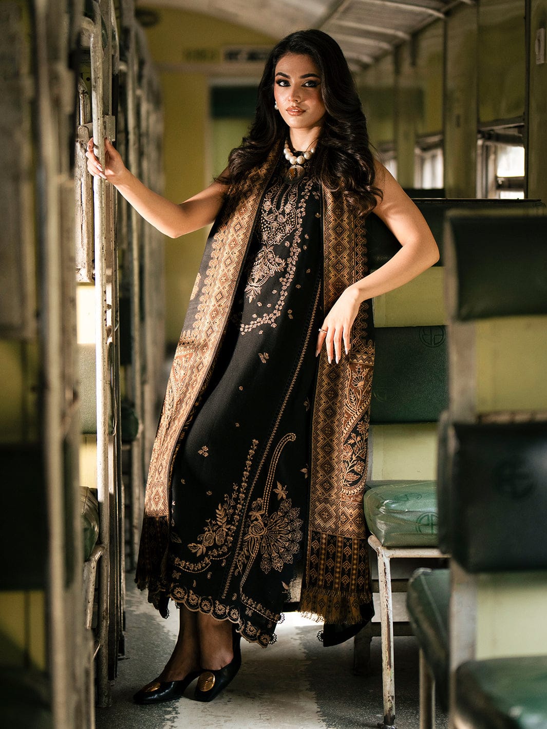 Aneelas Embroidered 3-Piece Women’s Kurta Set with Shawl