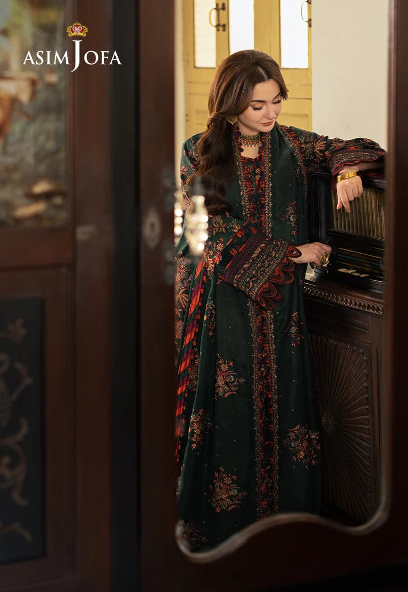 Aneelas Embroidered 3-Piece Women’s Kurta Set with Shawl