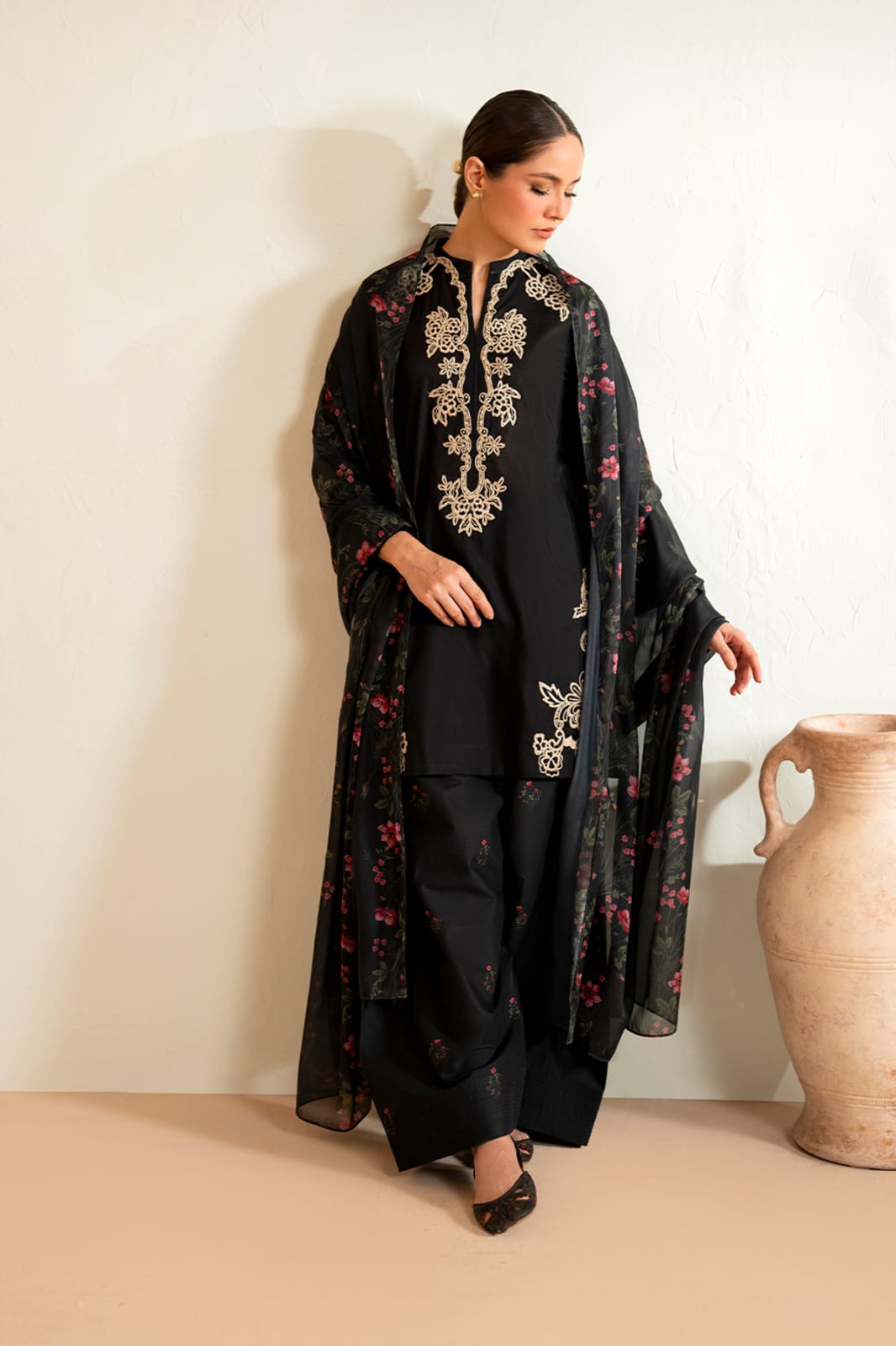 Aneelas Embroidered 3-Piece Women’s Kurta Set with Shawl
